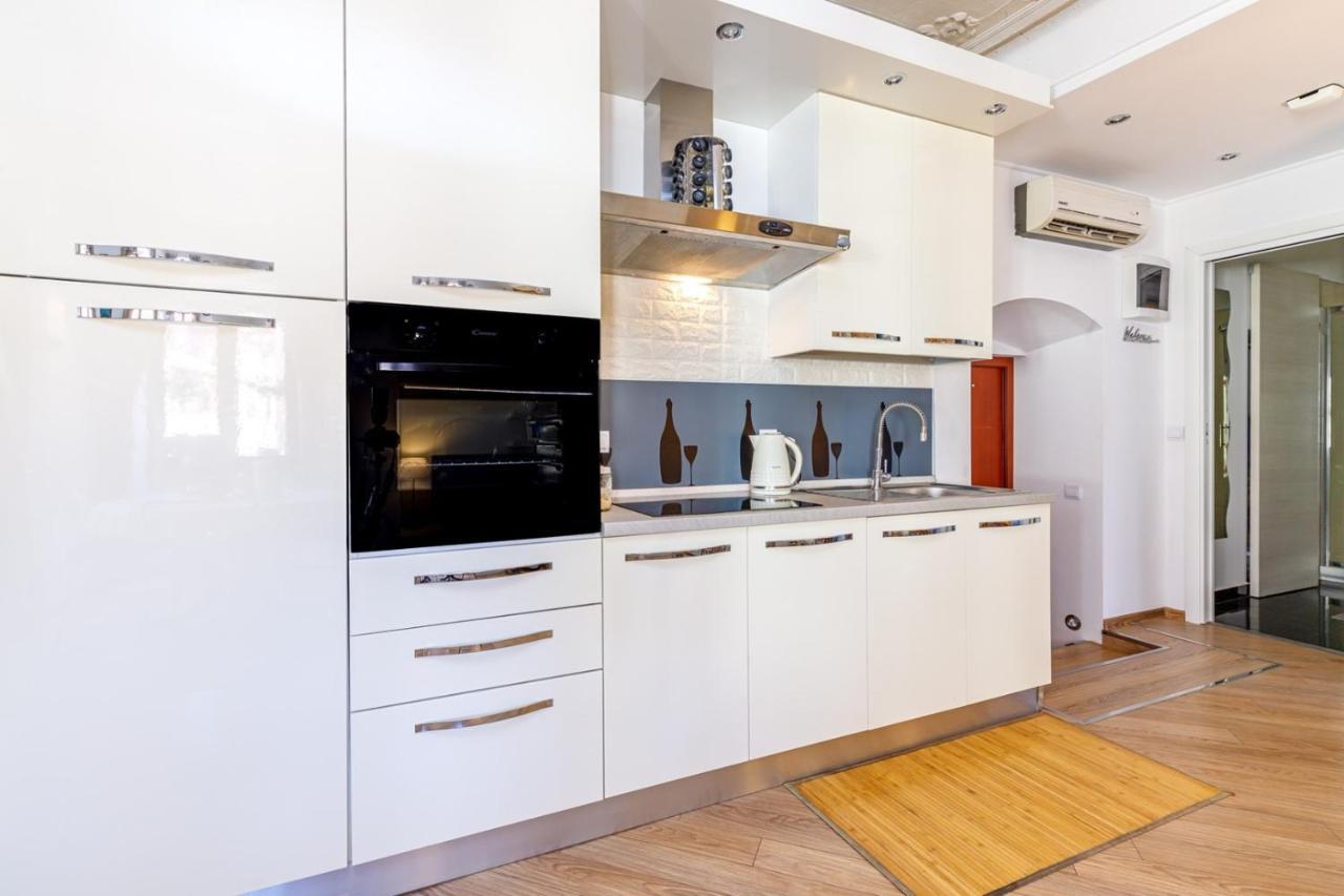 Two Bedroom Apartment La Mer 포레치 외부 사진